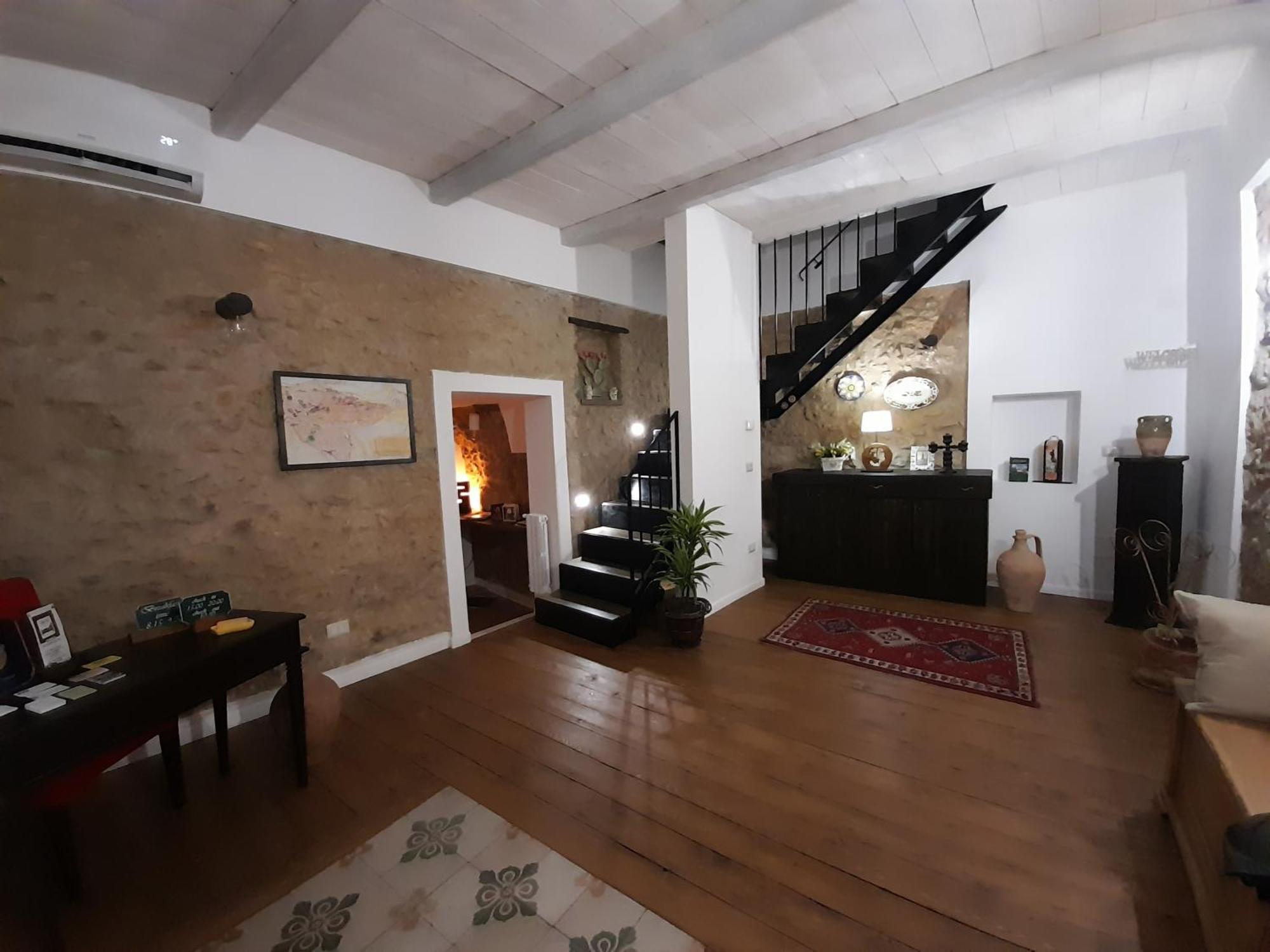 Antica Dimora Historic Building Bed and Breakfast Enna Buitenkant foto