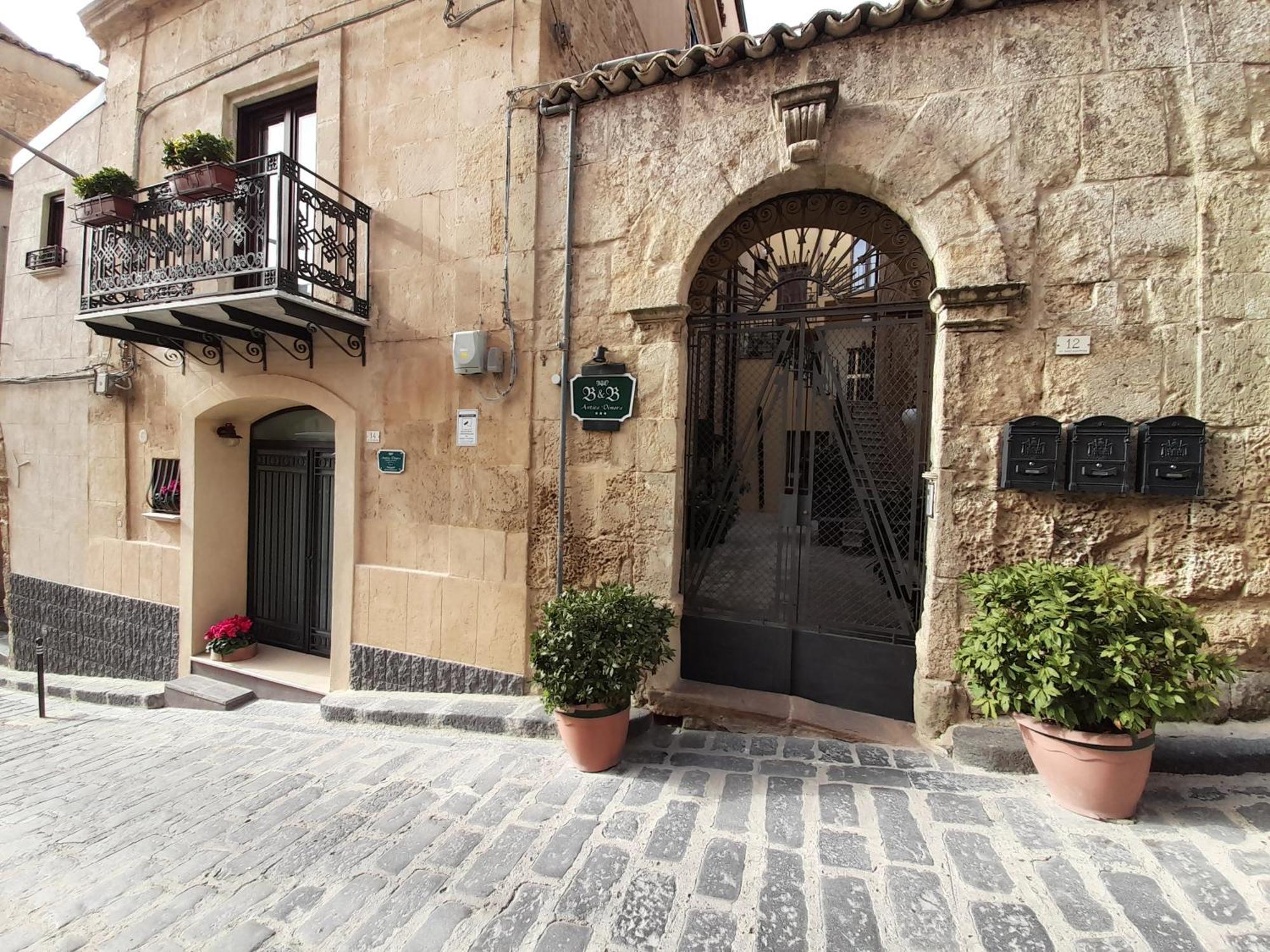 Antica Dimora Historic Building Bed and Breakfast Enna Buitenkant foto