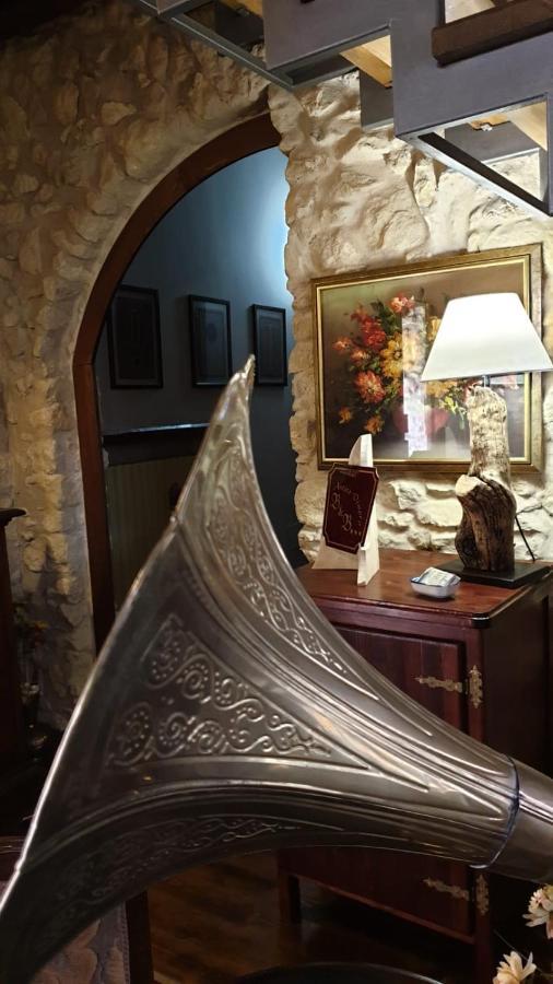 Antica Dimora Historic Building Bed and Breakfast Enna Buitenkant foto