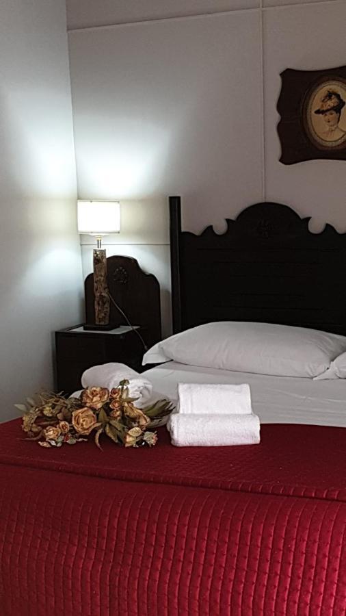 Antica Dimora Historic Building Bed and Breakfast Enna Buitenkant foto